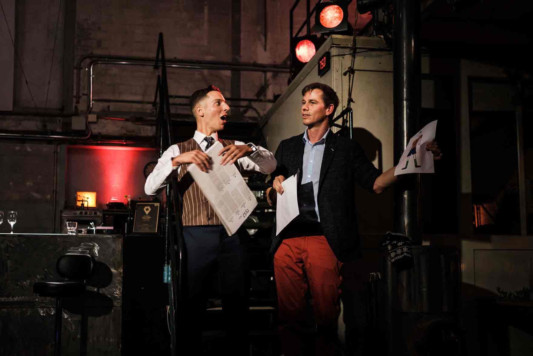 Zauberkünstler Florian Klein bei einer Stand-Up Show in Basel